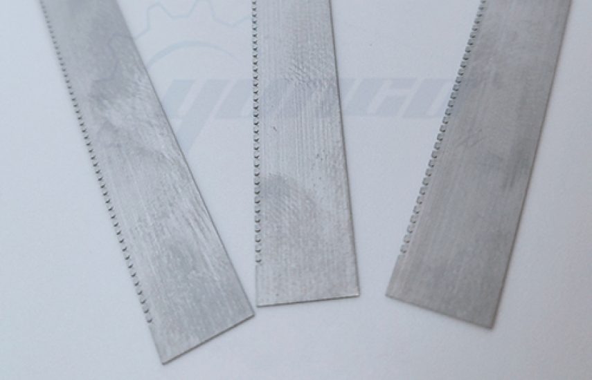 WT0.2mm Stainless Steel Blade Cutting and Forming